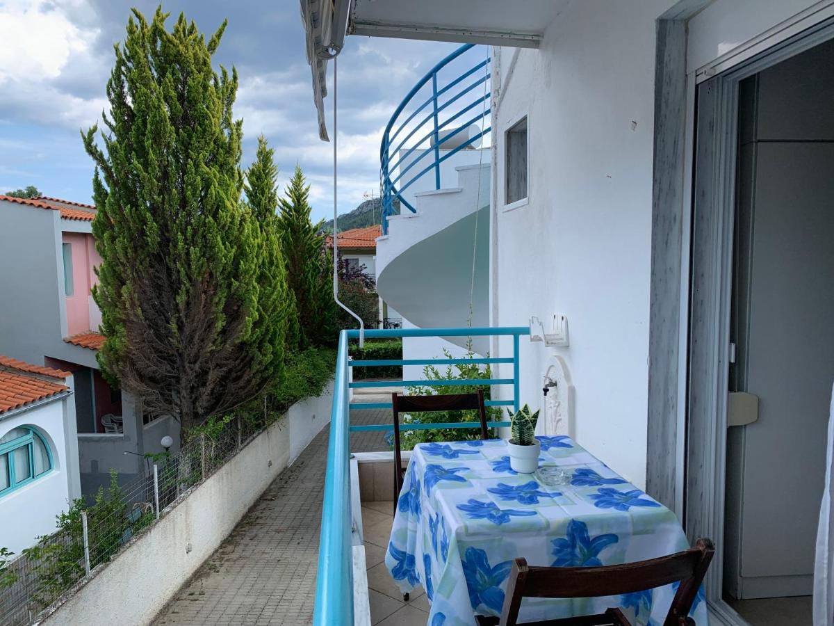 Toroni Blue Pearl - B&B