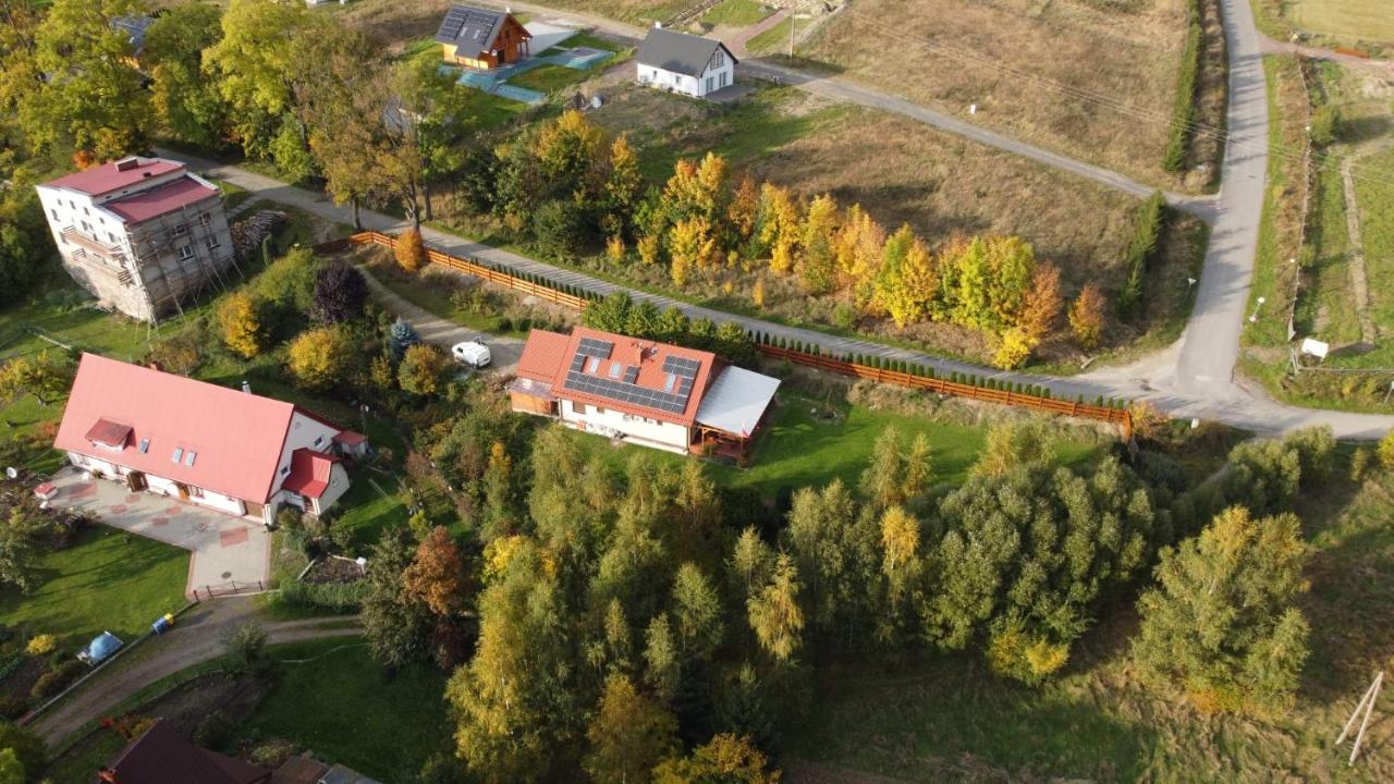 Willa Bukówka Dom całoroczny w górach nad jeziorem z jacuzzi i sauną - B&B Miszkowice