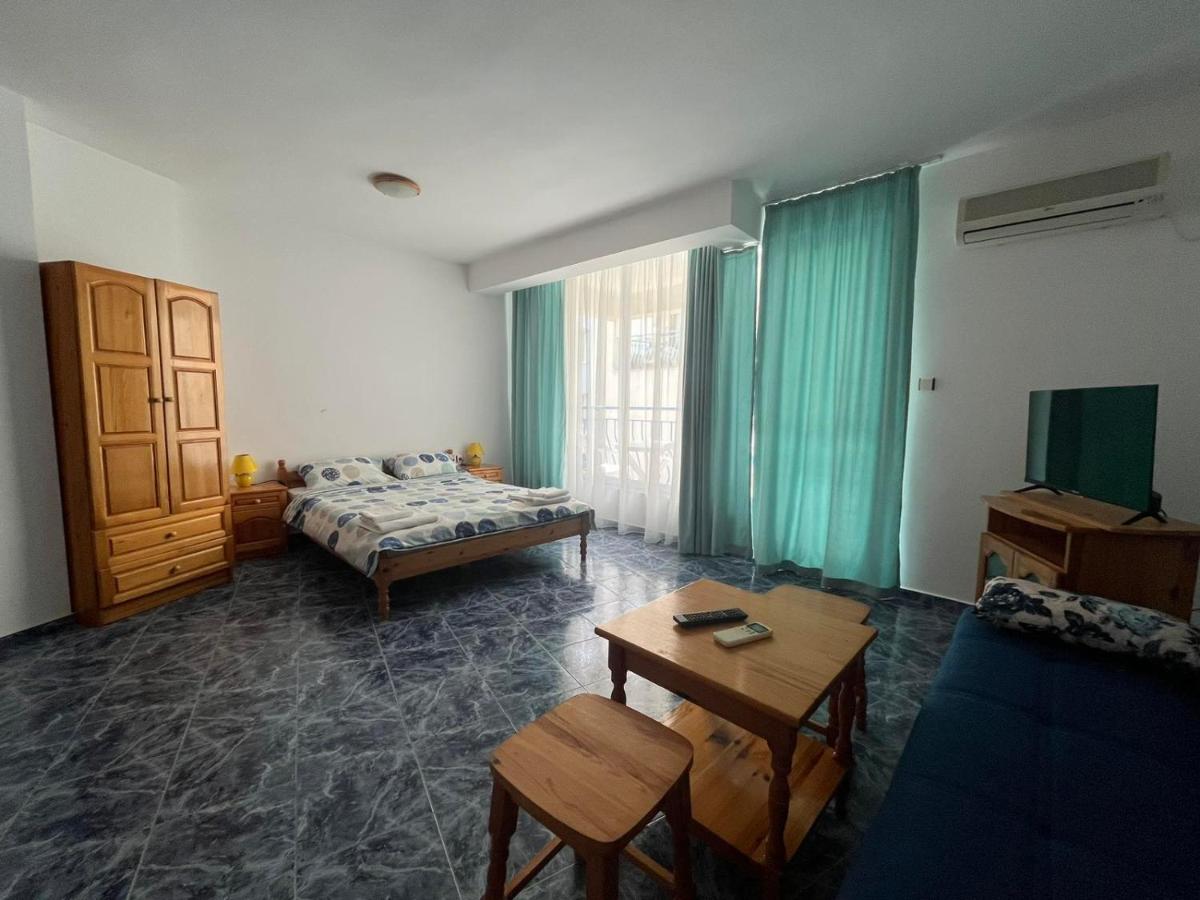 Студио Одеса 22 - B&B Sozopol