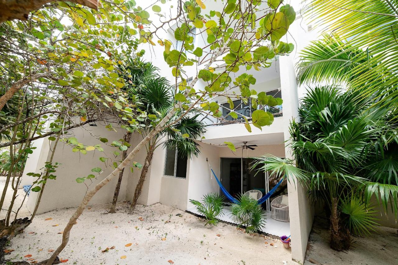 87979 Very chic 3BR Condo, tons of amenities, 1 block from Ocean - Chambres d’hôtes Progreso