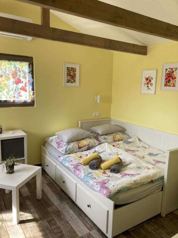 NEUTRINO VENDÉGHÁZ - B&B Zánka