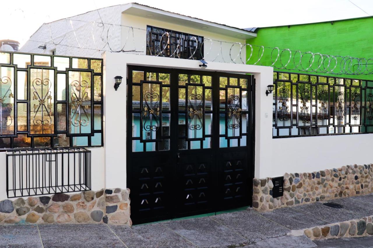 Casa Lilí Guaduas - B&B
