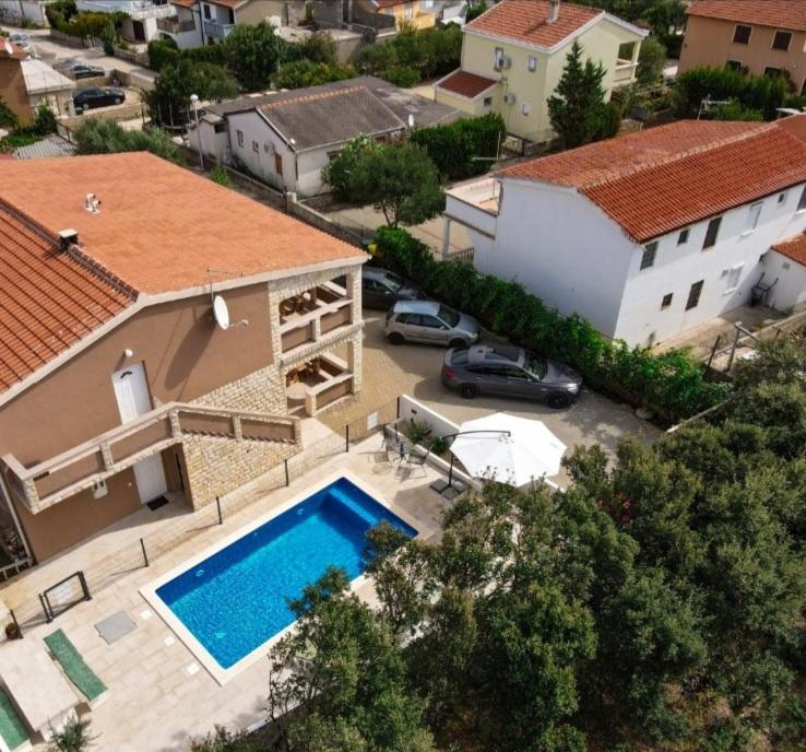 Apartman Peric - B&B