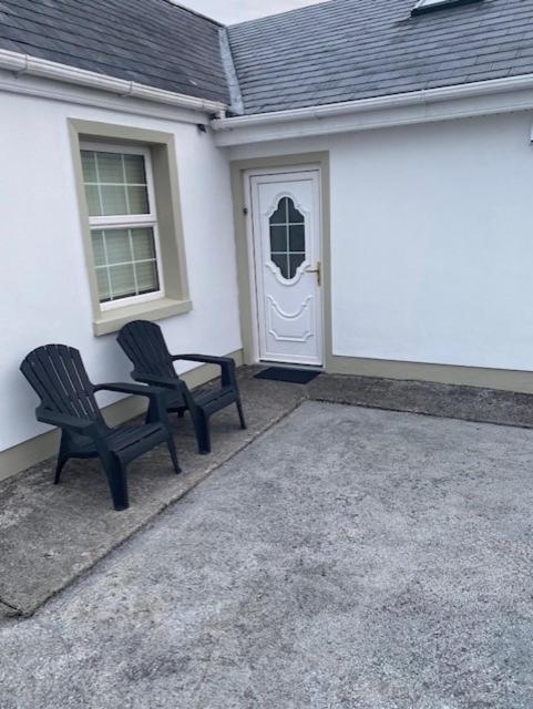 JMD Lodge - Self Catering Property in the heart of The Burren between Ballyvaughan, Lisdoonvarna, Doolin and Kilfenora in County Clare Ireland - Chambres d'hôtes Ballyvaghan