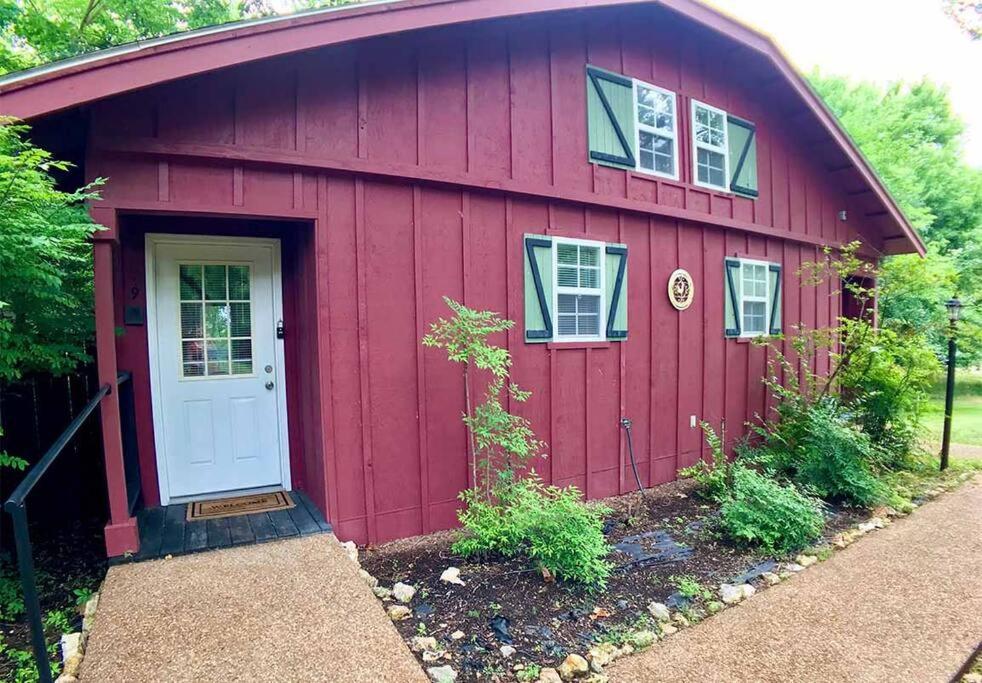 Oak Crest – Mountain Chalet/#9 - B&B