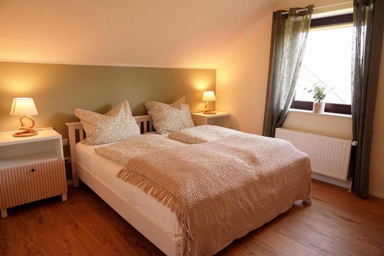 B&B Neustadt en Holstein - FeWo Suite Spaltsberg am Binnenwasser - Bed and Breakfast Neustadt en Holstein