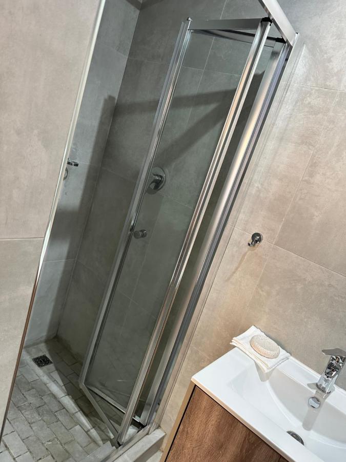 Nyeza homes - Ferienwohnung