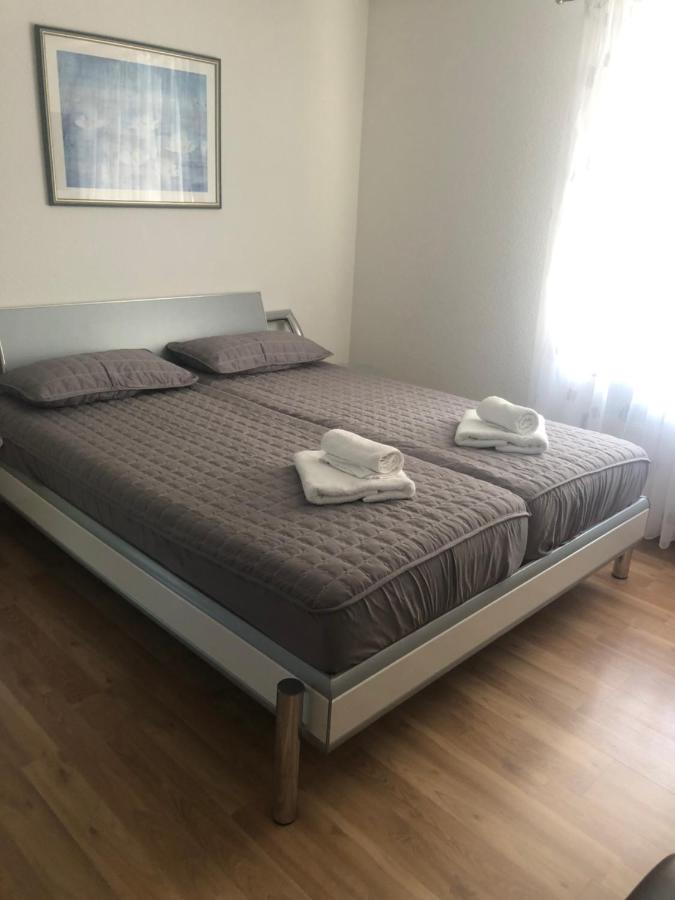 B&B Pforzheim - Ferienwohnung in Würm - Bed and Breakfast Pforzheim