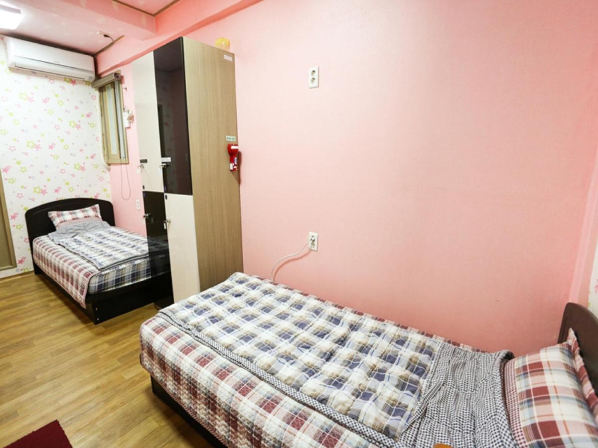 Tweepersoonskamer met 2 Aparte Bedden