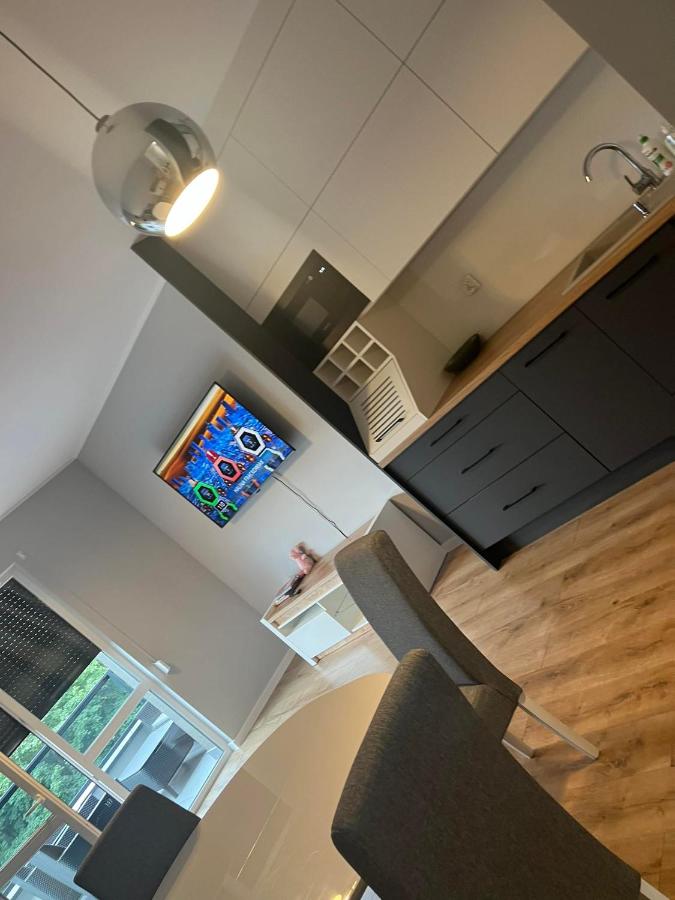 Apartament Nowoczesny w Centrum Torunia/podziemny parking i winda - B&B Toruń