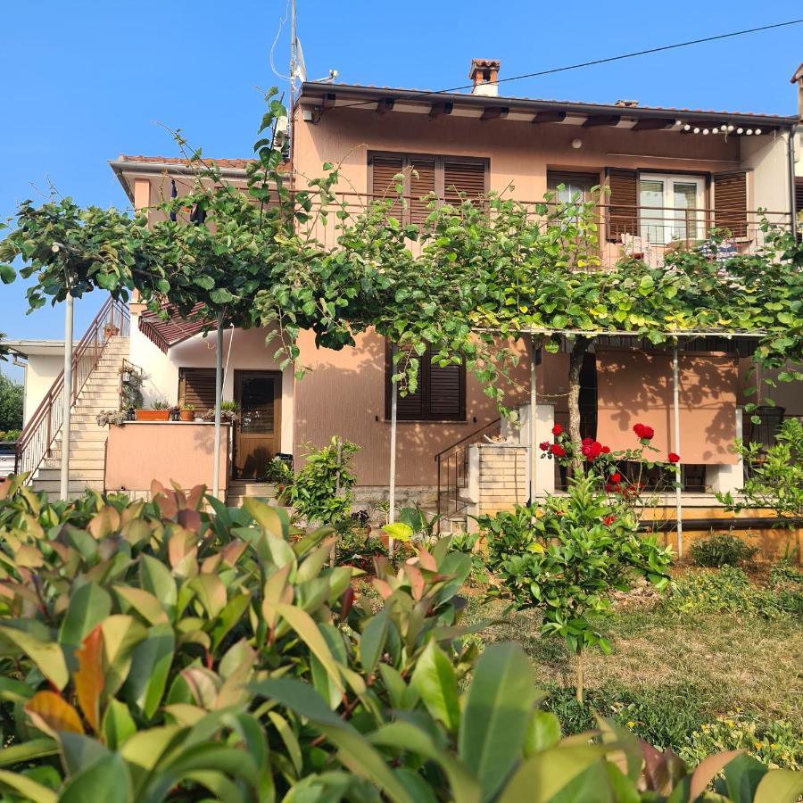 Apartments Ada - Bed and Breakfast