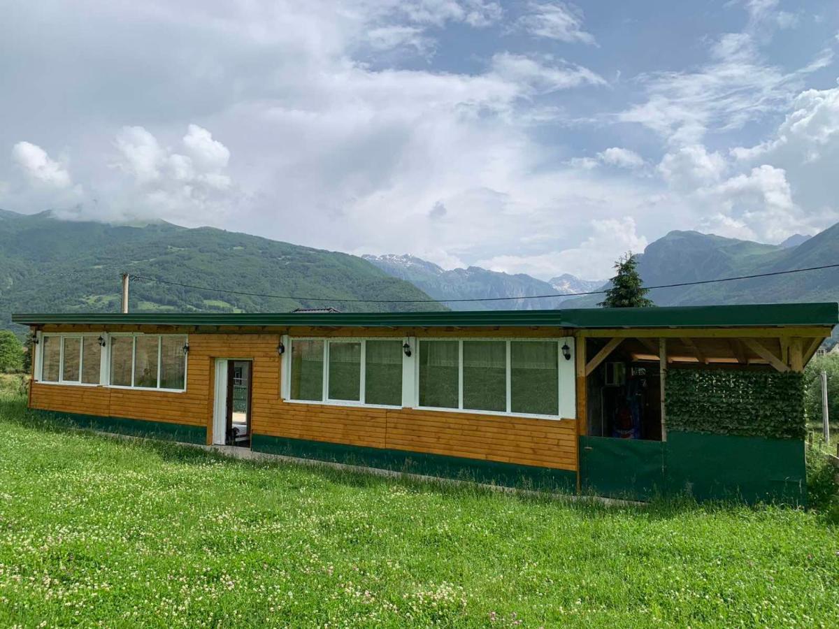Deluxe Studio
