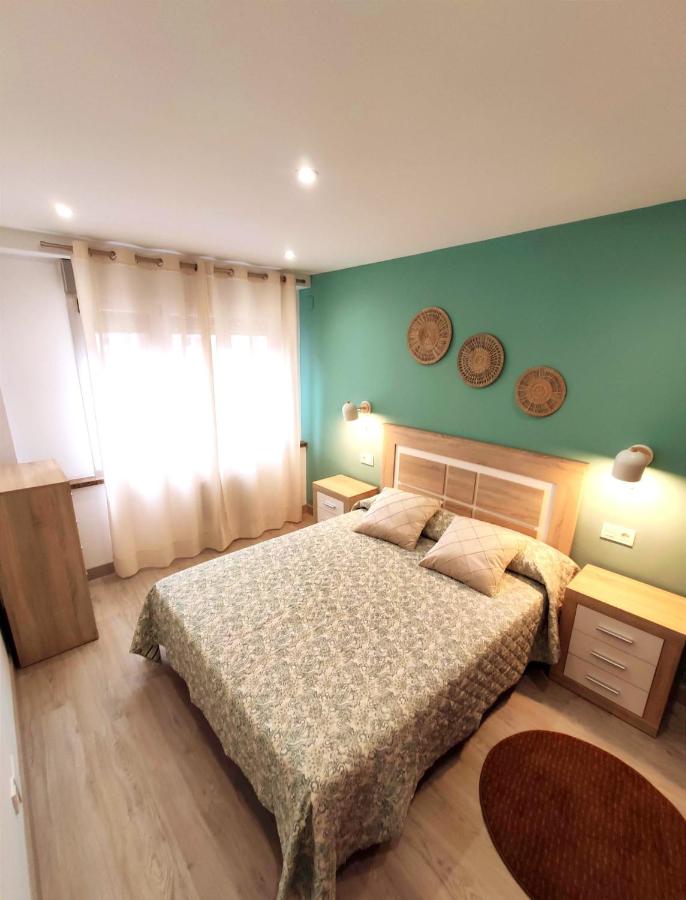 B&B Avilés - PISO AVILES CENTRO PARQUE FERRERA - Bed and Breakfast Avilés