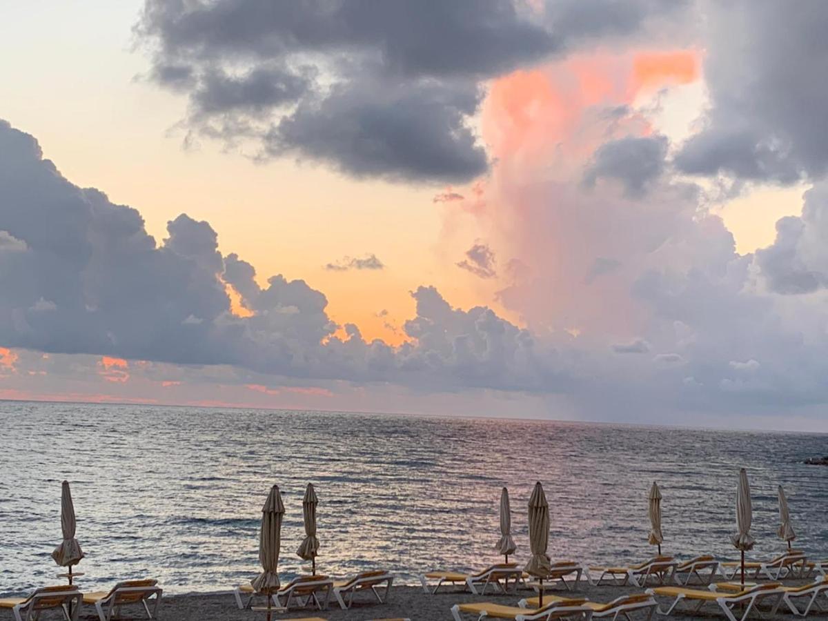 Triple Room with Sea View