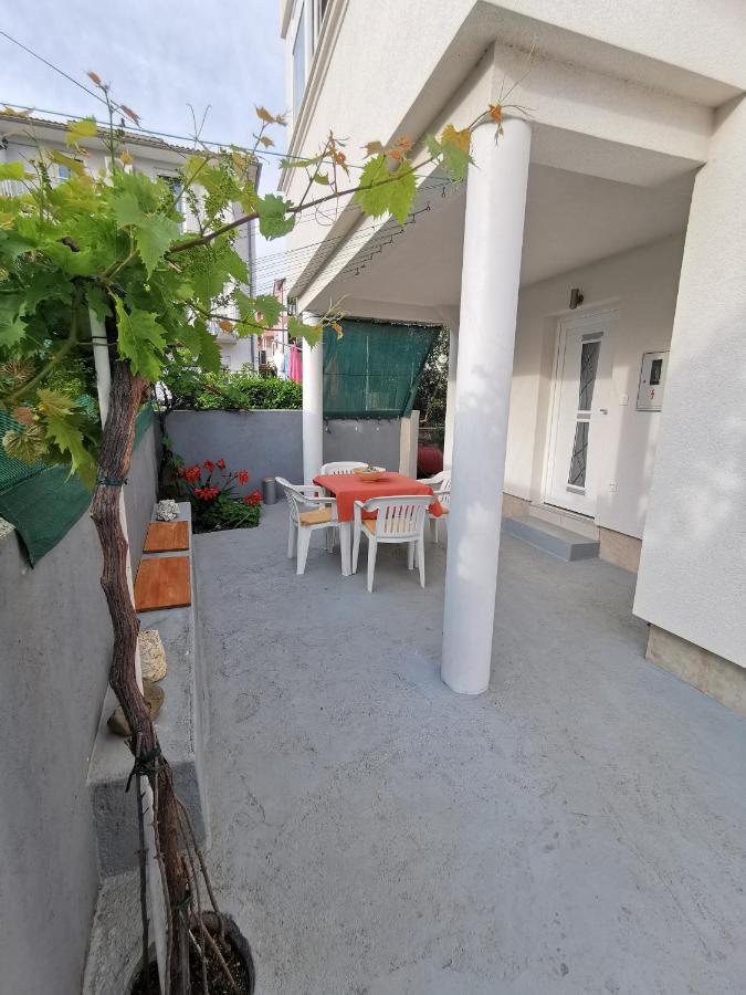 Apartmani Vana - Chambres d’hôtes