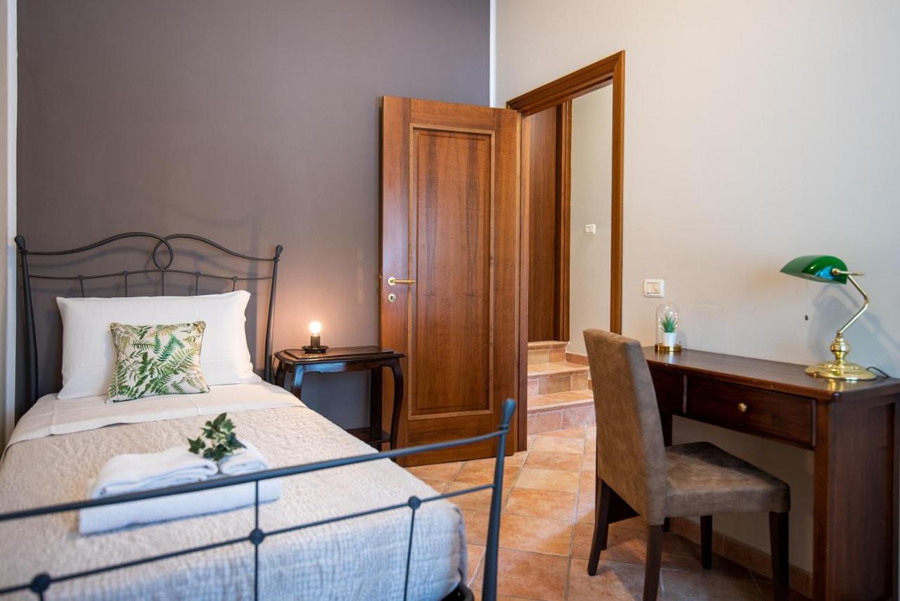 Standard Triple Room with Sea View