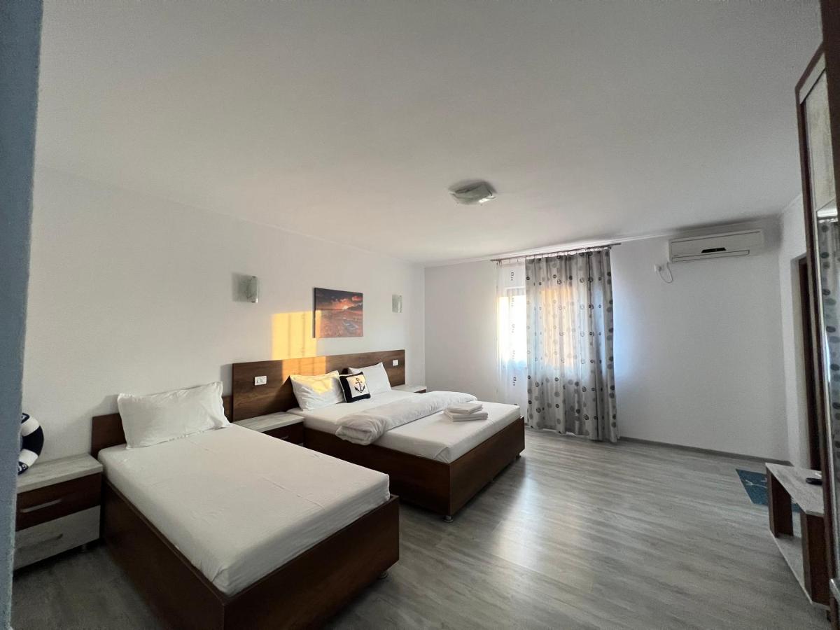 Dreibettzimmer