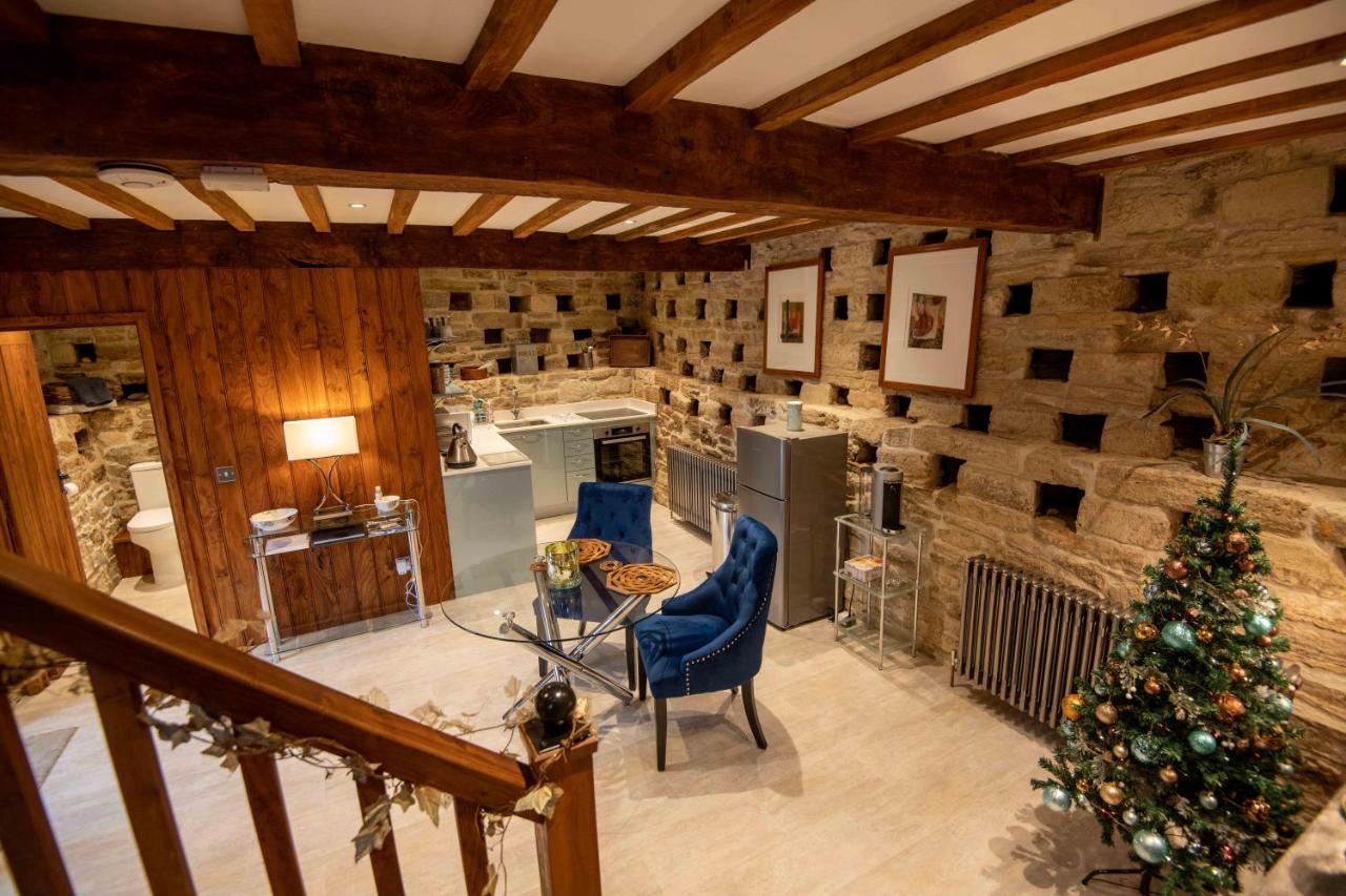 The Dinton Dovecote - B&B Salisbury