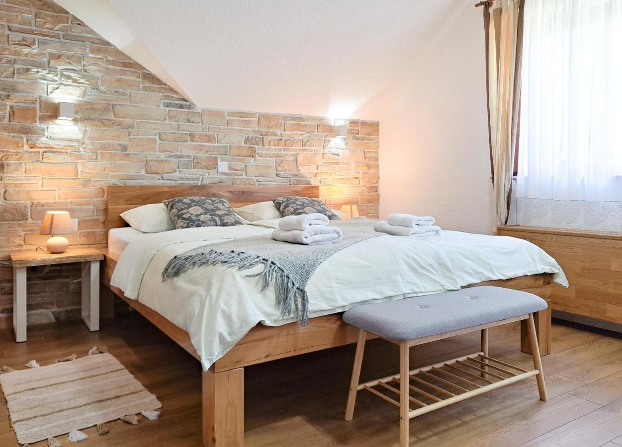  Doppelzimmer mit Balkon und Bergblick