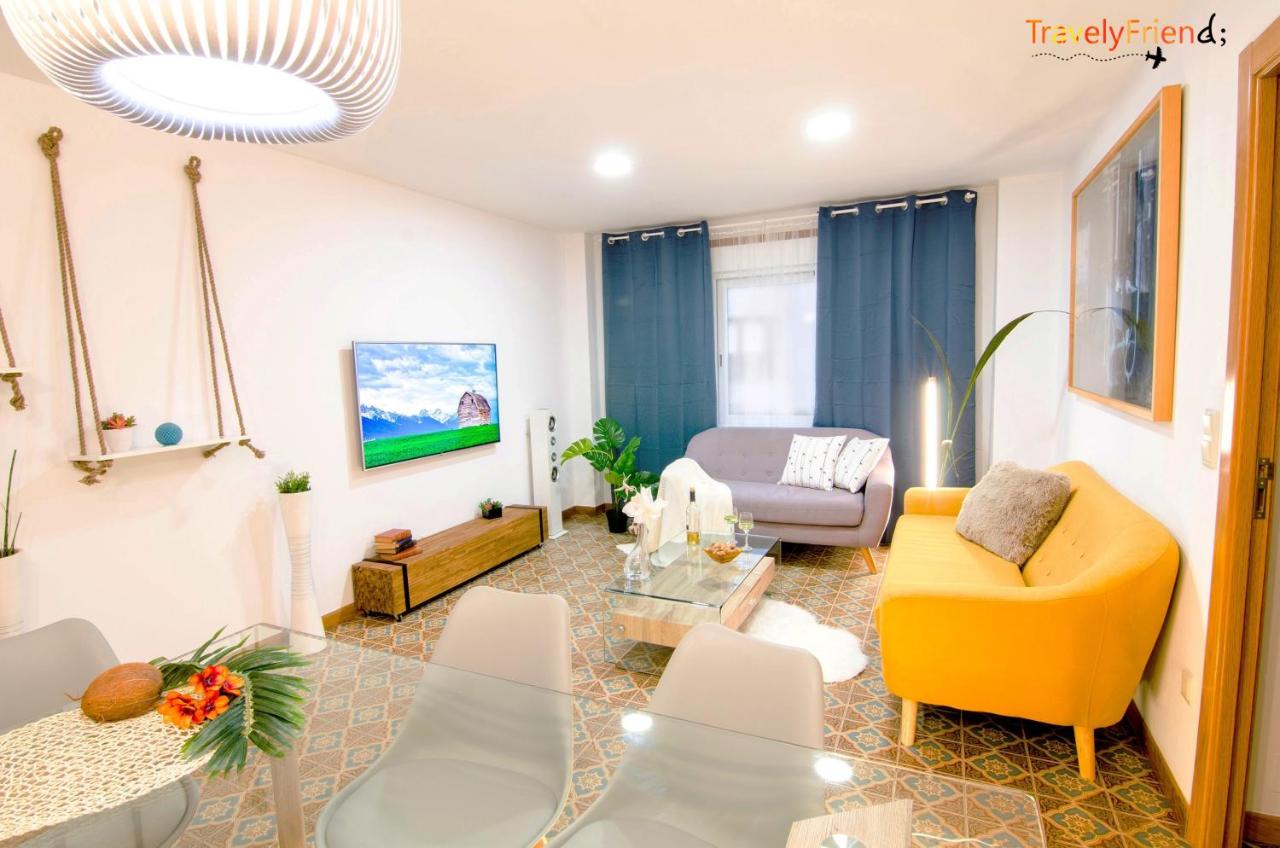 GS Superb apartment with public garage - Chambres d'hôtes Saint-Jacques-de-Compostelle