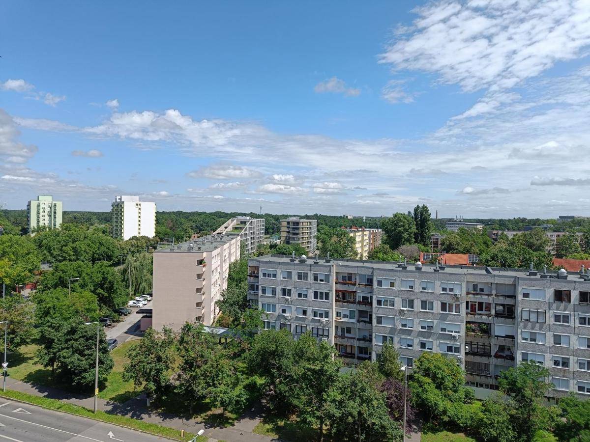 Anzsi Apartman - B&B Debrecen
