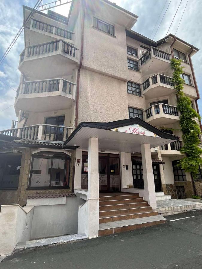 Апарт Хотел Мари - Bed and Breakfast Ravda
