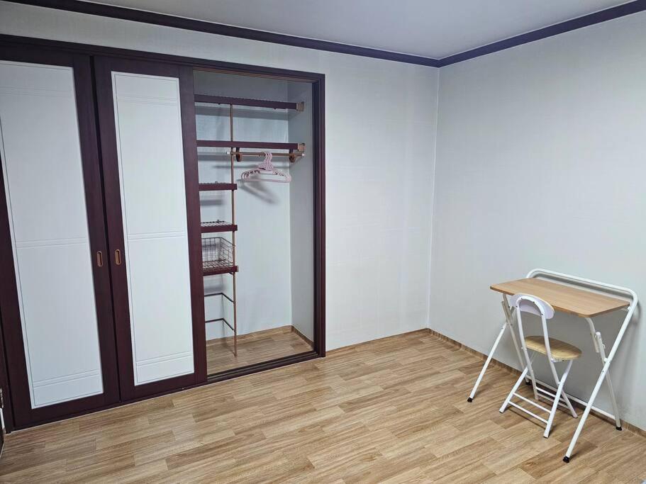 Dongtan Sharp-2 Family House - B&B Hwaseong