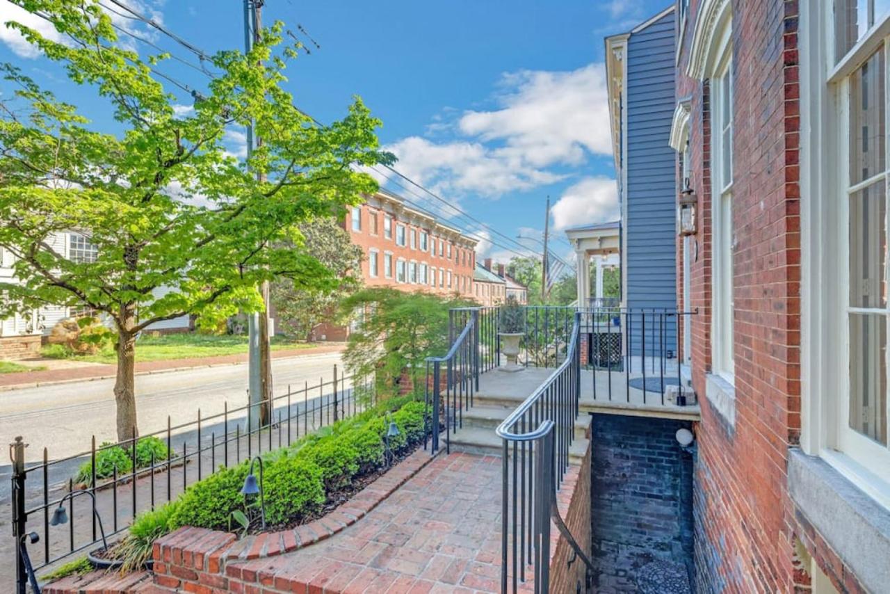 Historic Petersburg Row Home - B&B