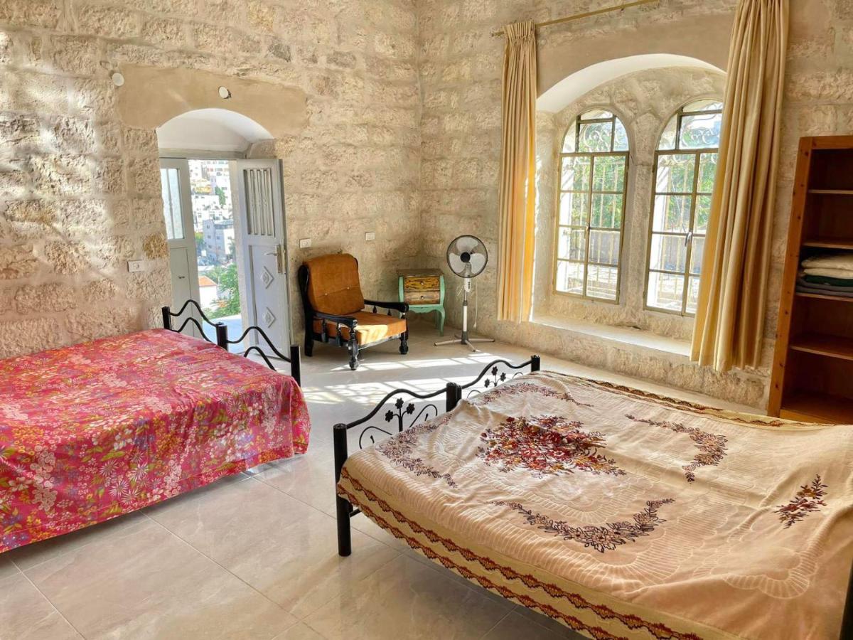 B&B Bethlehem - Dar Ateeq's Arches/ Bethlehem Apartment - Bed and Breakfast Bethlehem