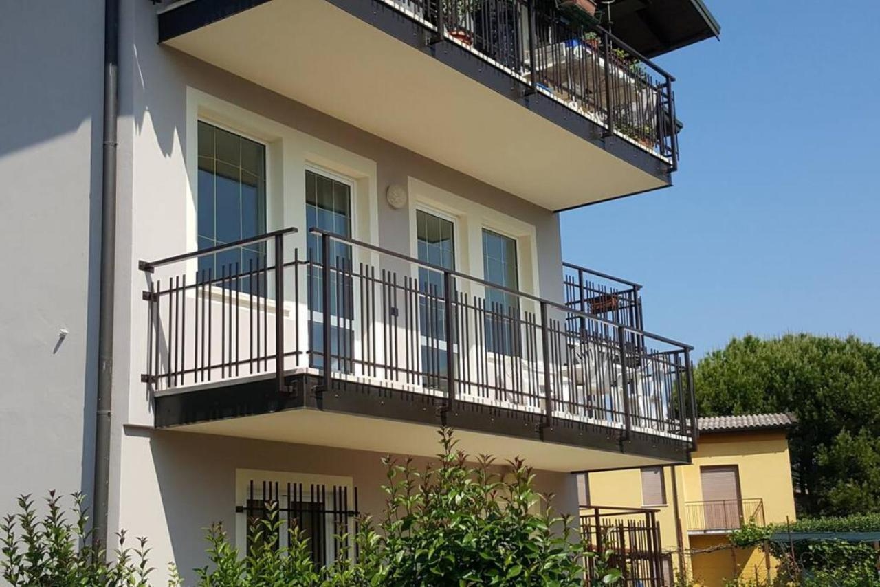 GARDASUN 1 lake on foot balcony parking - Chambres d’hôtes