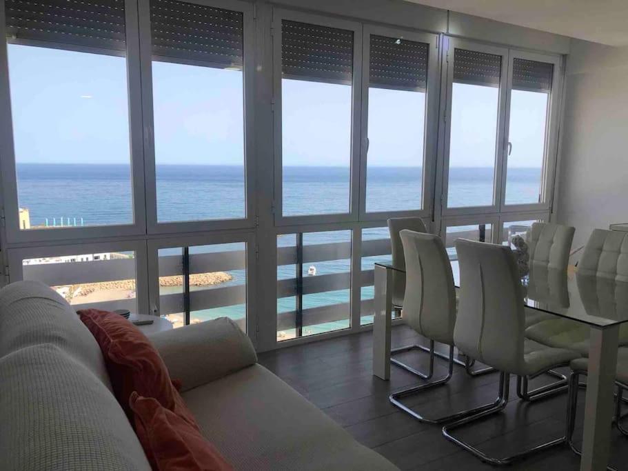 PRIMERA LÍNEA DE PLAYA, LA ARENA A TUS PIES - Ferienwohnung