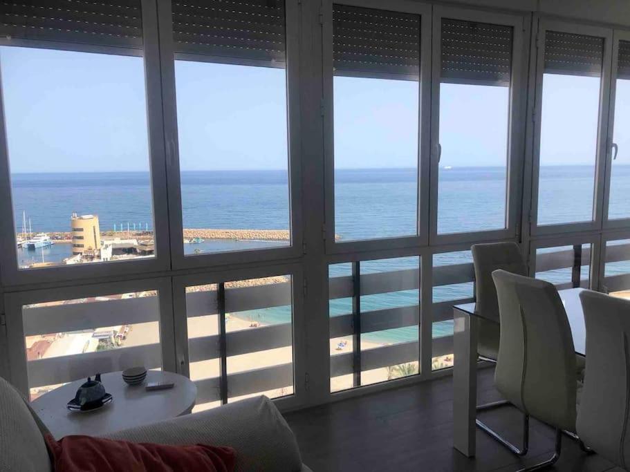 PRIMERA LÍNEA DE PLAYA, LA ARENA A TUS PIES - B&B Aguadulce