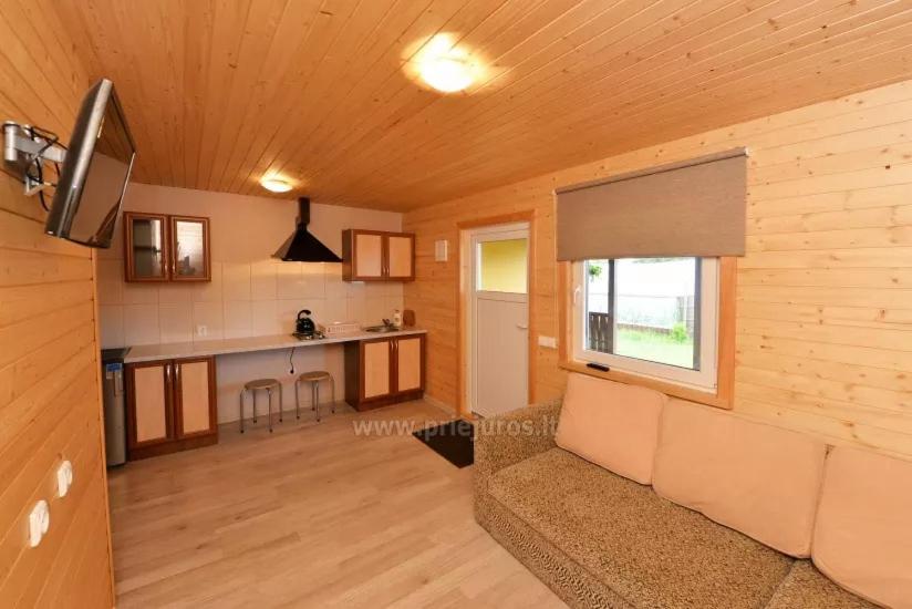 „Tarp tvenkinio ir jūros“ - B&B