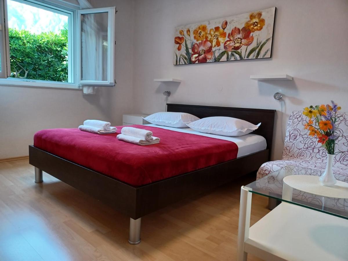 B&B Makarska - MG Ravlic Apartments - Bed and Breakfast Makarska