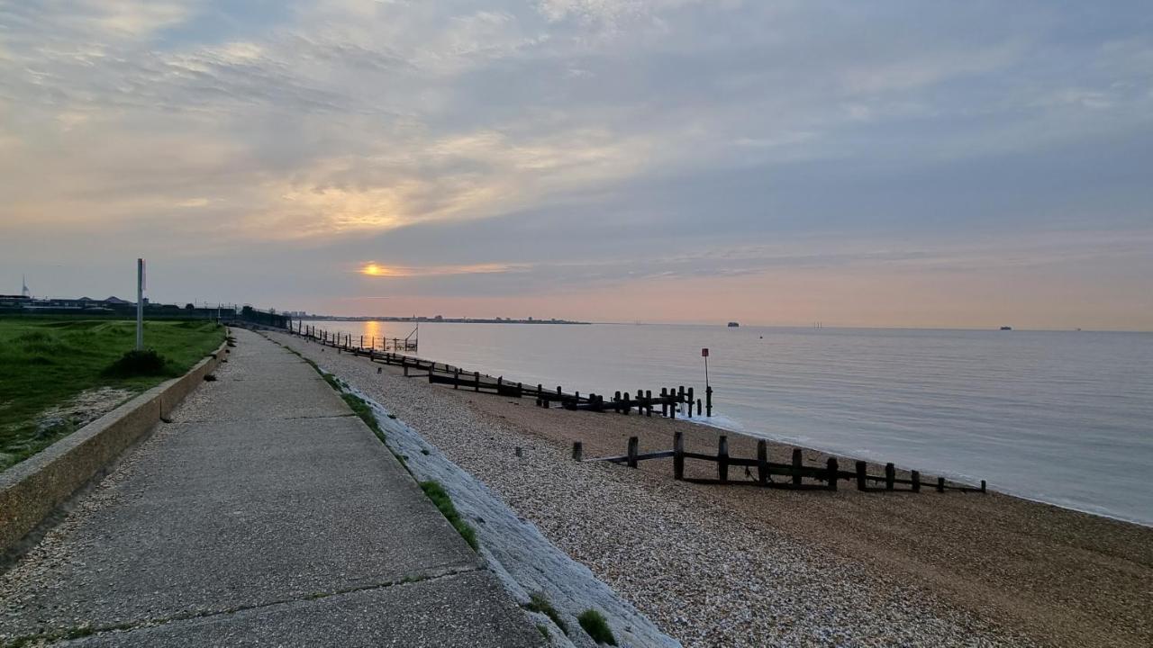 Mayfield , 2 bed slp 6 Roomy dog friendly Gosport town house - Ferienwohnung Gosport