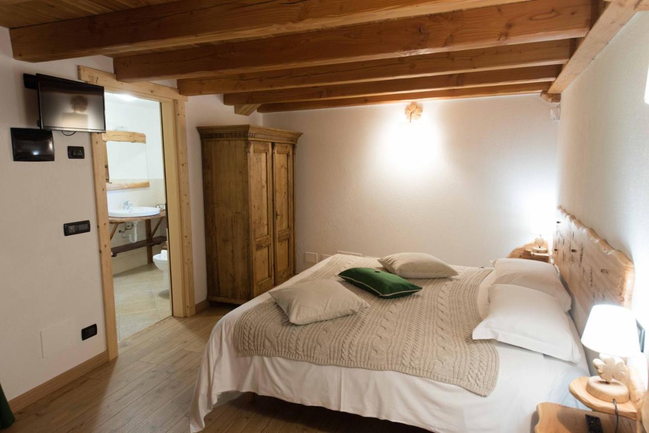 Chambre Double - Vue sur Montagne