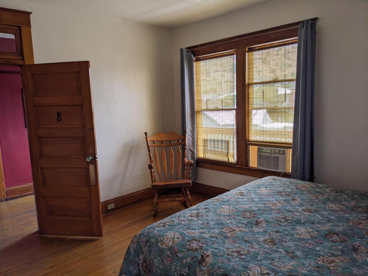 Triple Room with Shared Bathroom