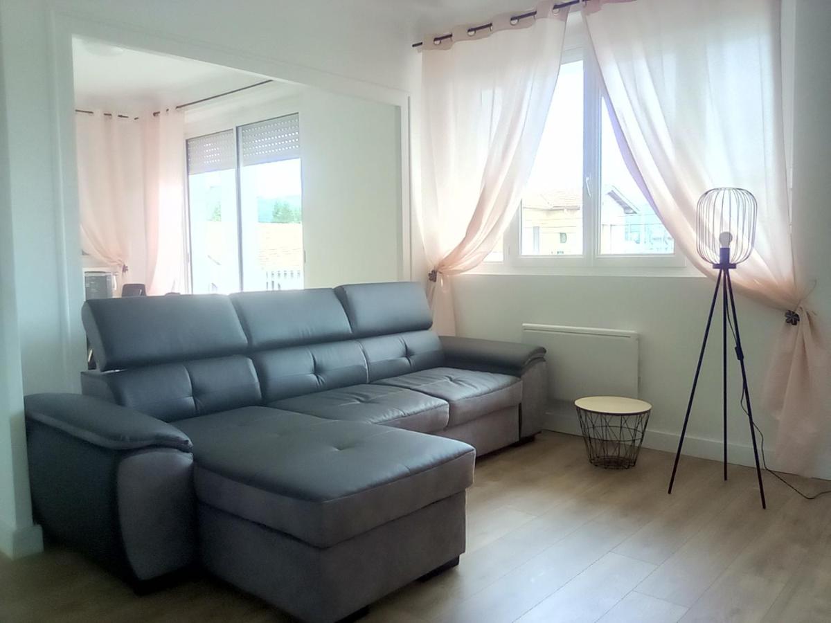 Appartement T3 au 1er étage avec un balcon - B&B