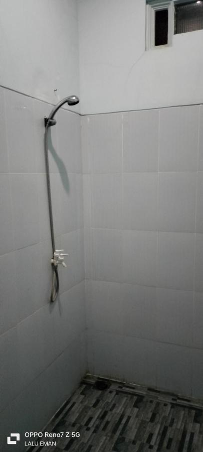 Suwidak Homestay - Bed and Breakfast
