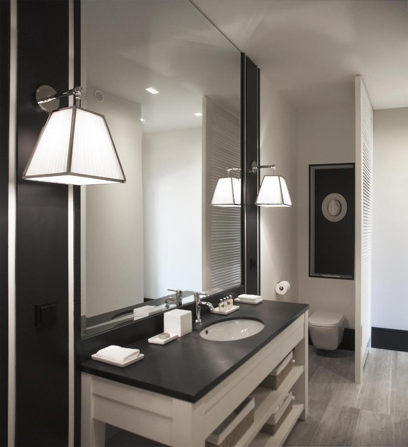 Deluxe Double Room with Terrace