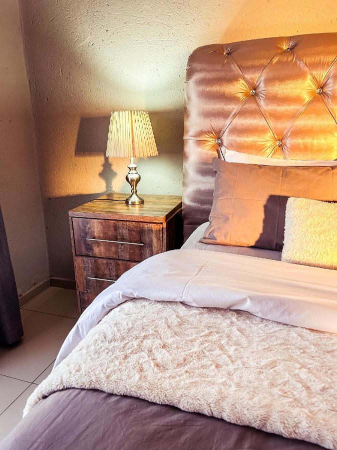 B&B Hectorspruit - MJEJANE DEBS BOUTIQUE - Bed and Breakfast Hectorspruit