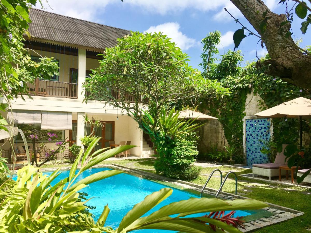 Villa Puriartha Ubud - CHSE Certified - B&B