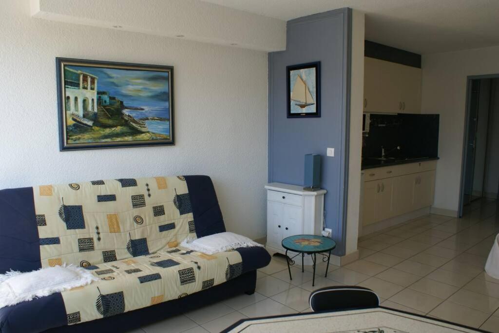 Studio 44, Héliopolis E au village naturiste - Chambres d’hôtes Le Cap d'Agde