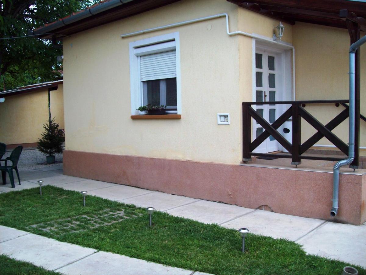 B&B Gyula - Szivárvány Apartman - Bed and Breakfast Gyula