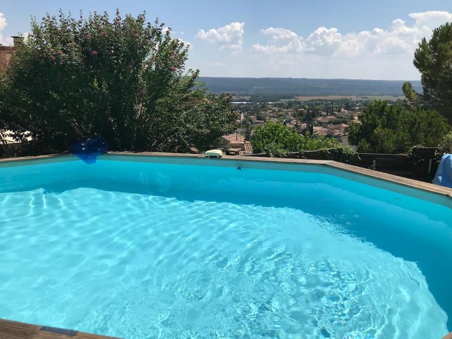 Appartement sur la colline avec accès piscine - Ferienwohnung Volx