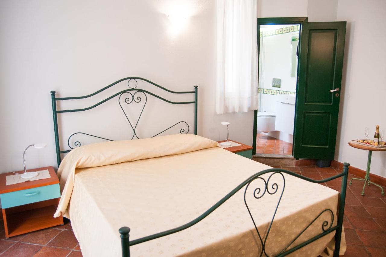 Chambre Double avec Lit d'Appoint