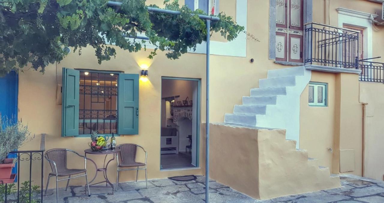 ALEMINAS HOUSE - B&B
