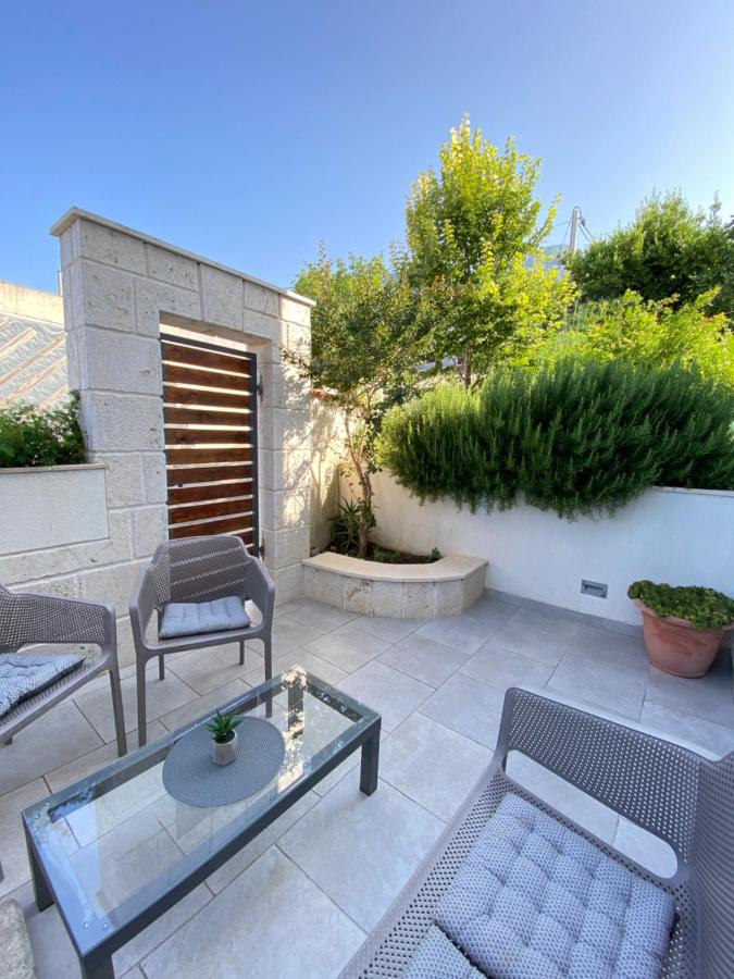 Studio with Terrace