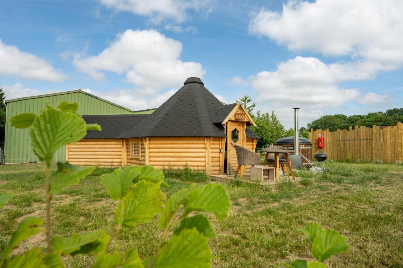 Logements insolites à la ferme - Yourte, Kota ou Pod - B&B