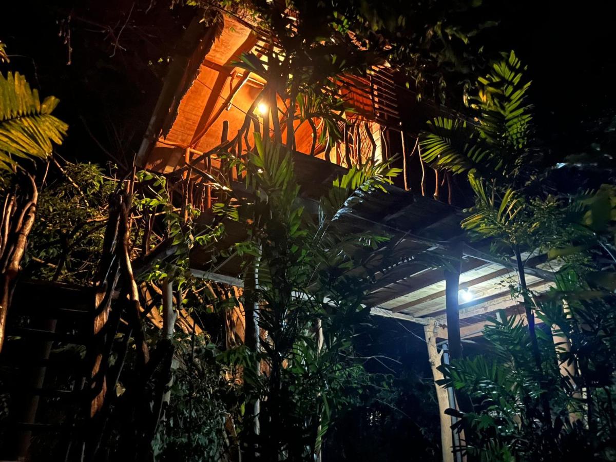 Sigiriya Rock Gate Tree House - Ferienwohnung Sigiriya